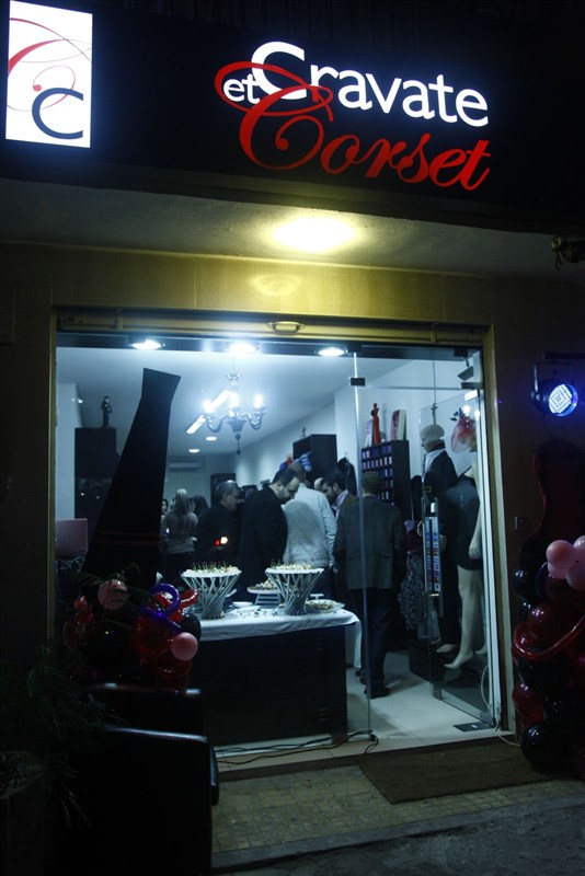 Cravate et Corset Opening